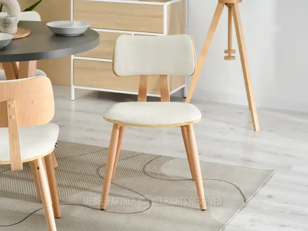 Komfortowe krzesło - prosta i smukła forma 